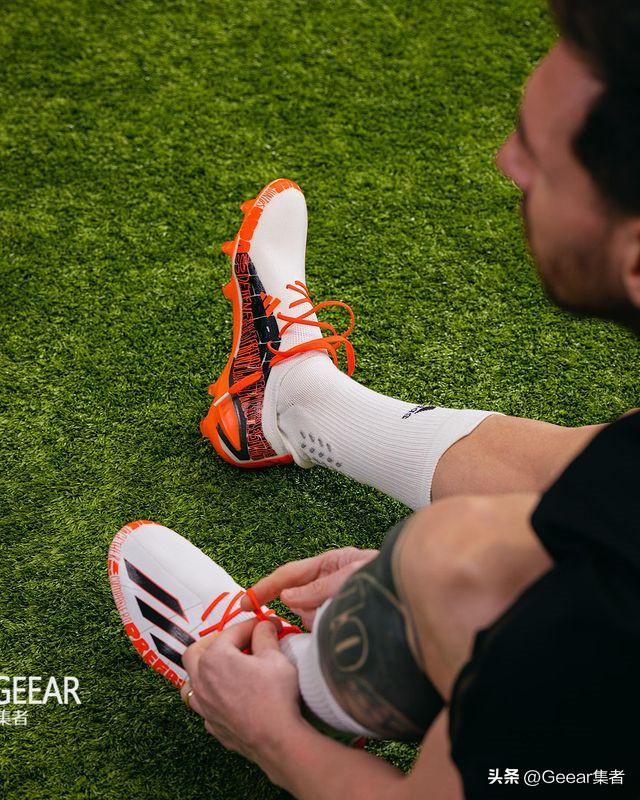 梅西和c罗世纪对决,梅西这张合照火了