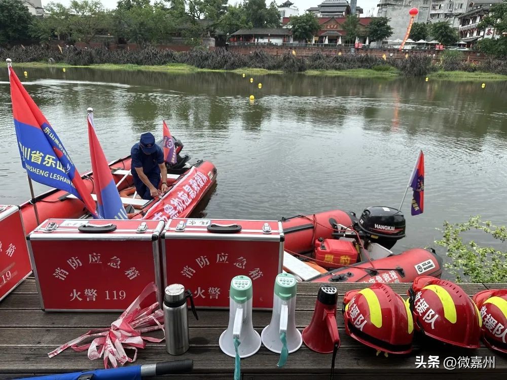 游玩龙舟和赛龙舟,中华龙舟赛游玩攻略