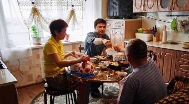 忙碌的人如何与朋友相处,朋友遇到人际交往问题怎么安慰