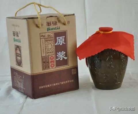 东营军马场酒价格52度红典藏,正宗东营军马场酒的标志