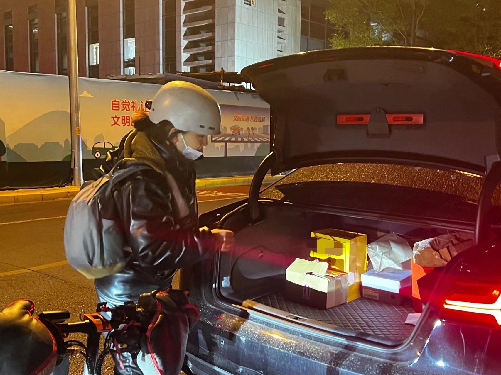 夜晚开车代驾,开车夜晚代驾