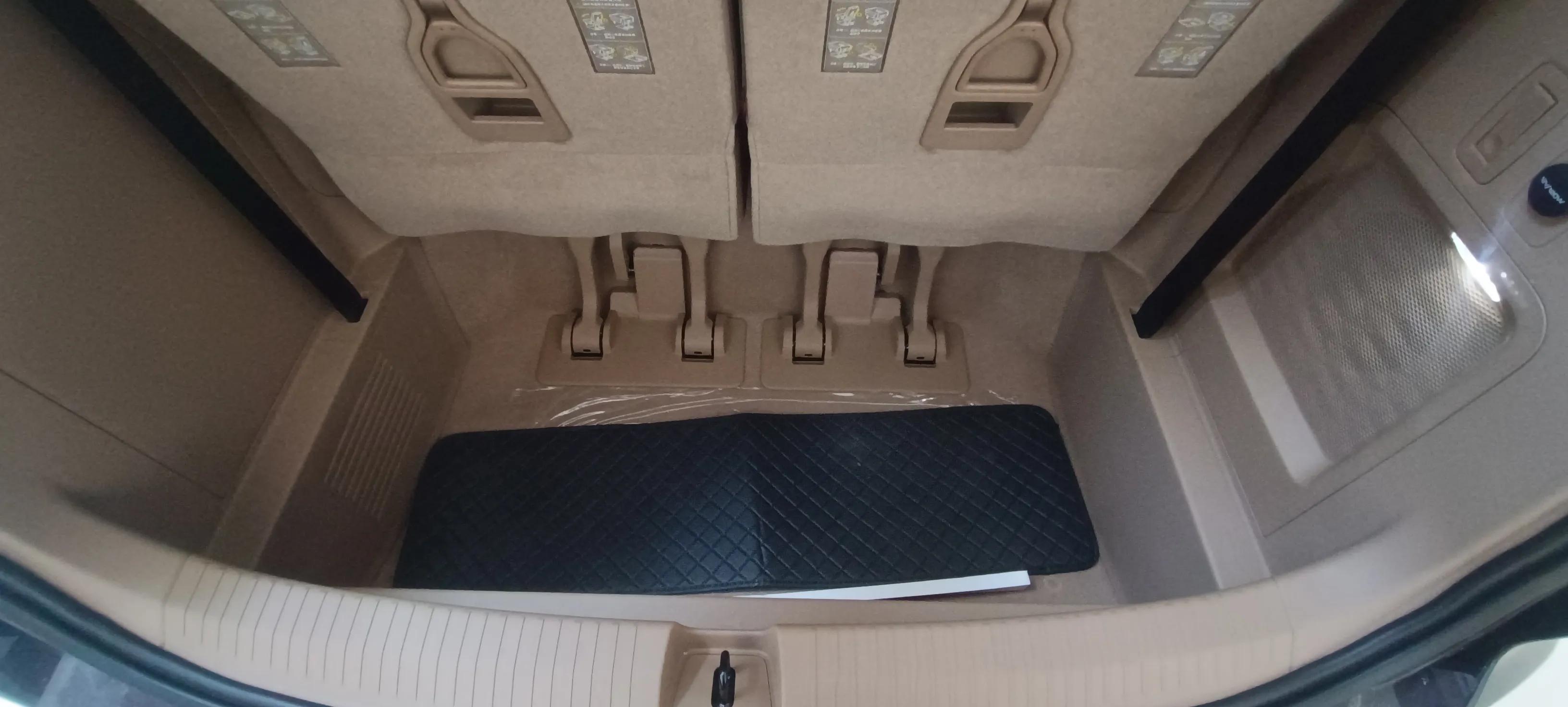 奶爸玩车记,奶爸看车