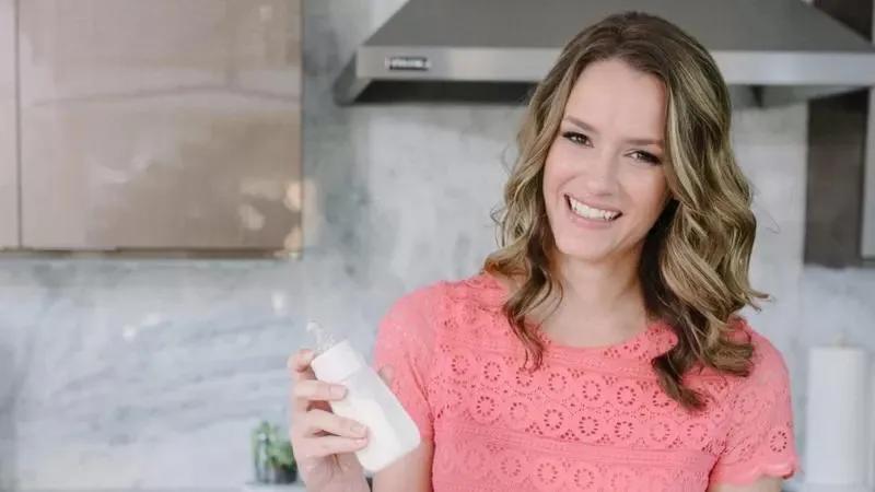 美国为何出现婴儿配方奶粉荒,美国为什么会缺配方奶粉