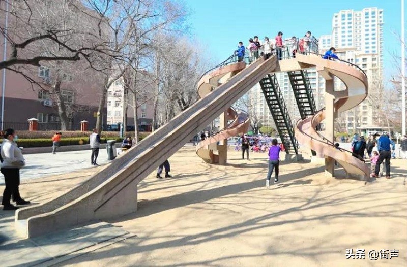 摇滚大城系列：青岛的乐队都挺火的？