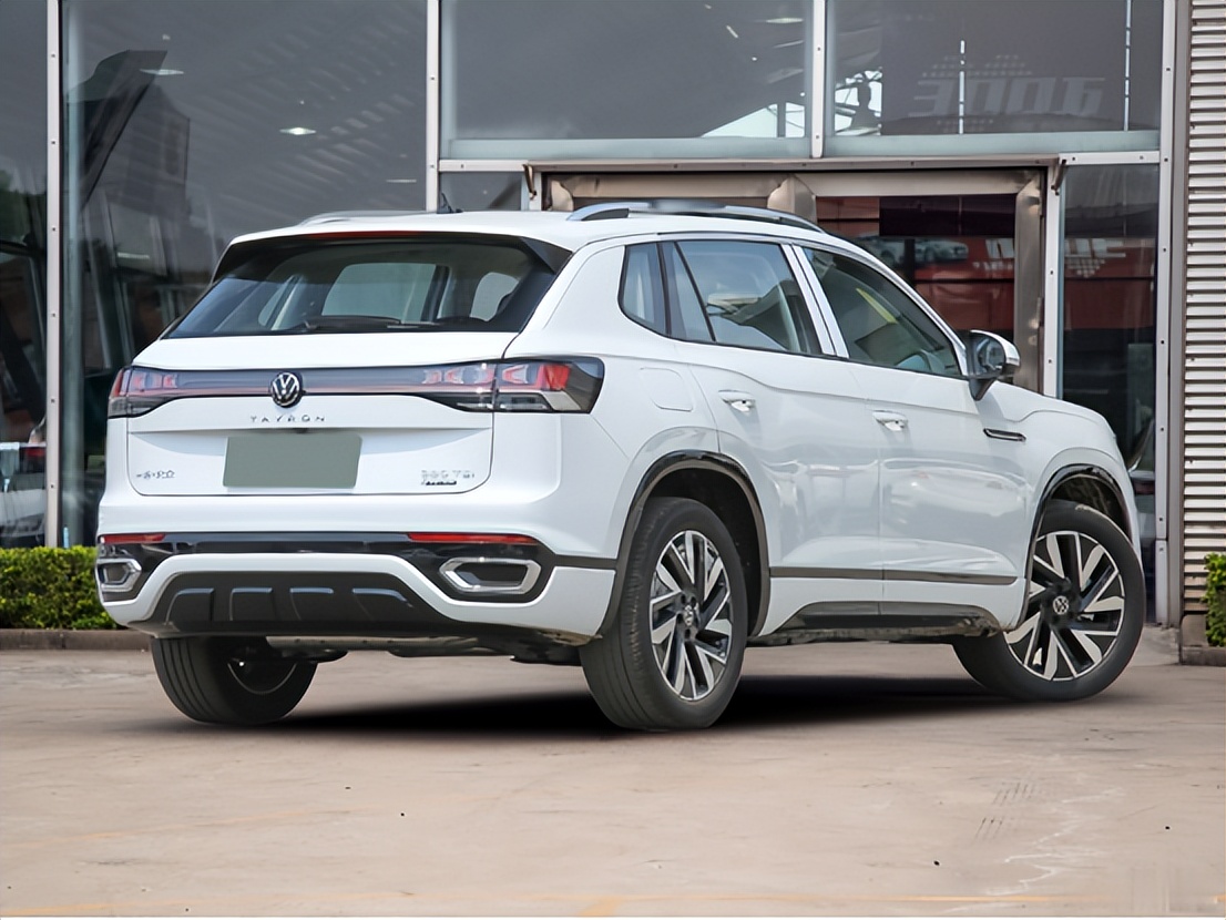 探岳280两驱豪华速度超100后表现,250牛米的发动机