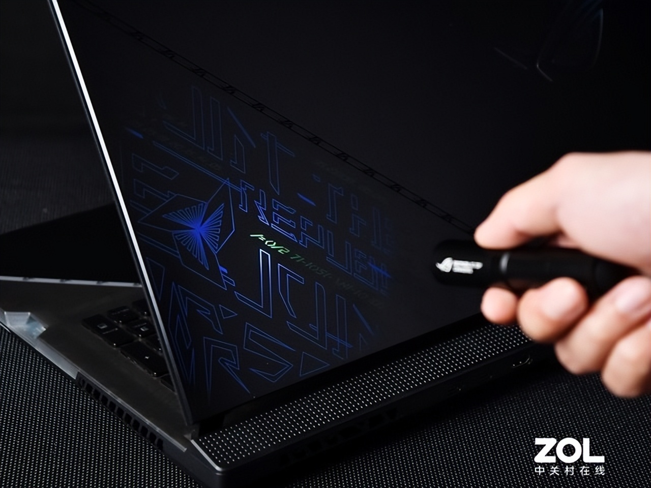 11代酷睿i9笔记本玩游戏怎么样,12代酷睿i9游戏本跌破6千