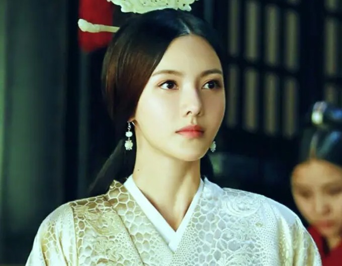 甄宓人品怎么样,甄宓凭什么被称为三国第一美女