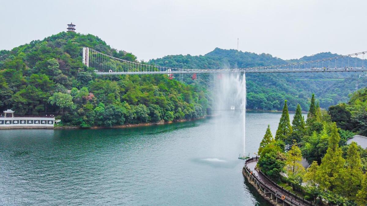 长沙最好玩的景点和最好吃的地方,长沙十大必去景点排名