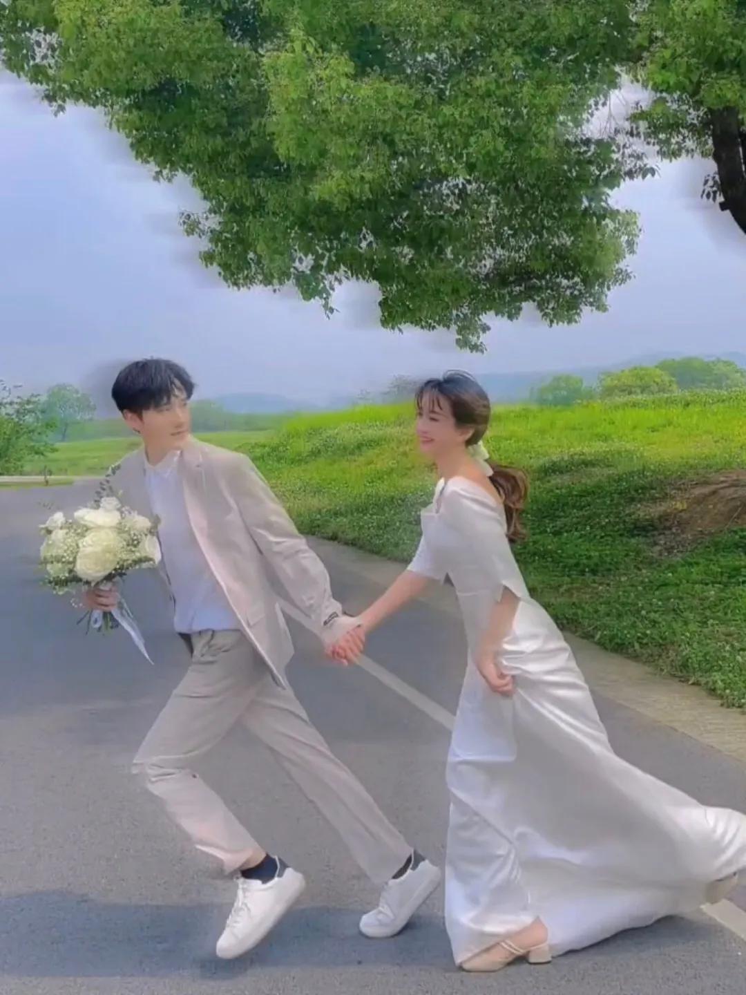 我很想你但我不会说背景图,情侣专用背景图一张