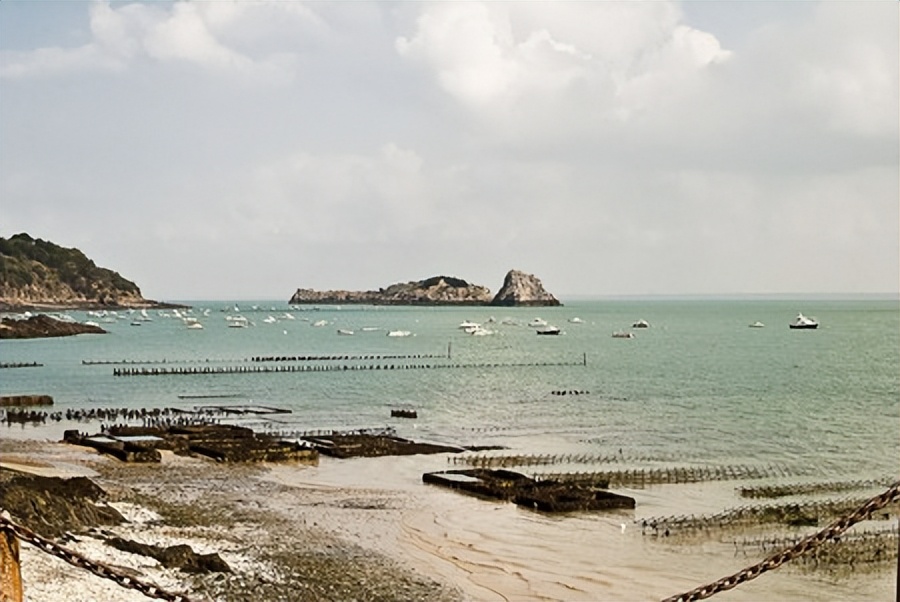 生蚝之都康卡勒：凯撒大帝太阳王拿破仑三世青睐，美味流传两千年