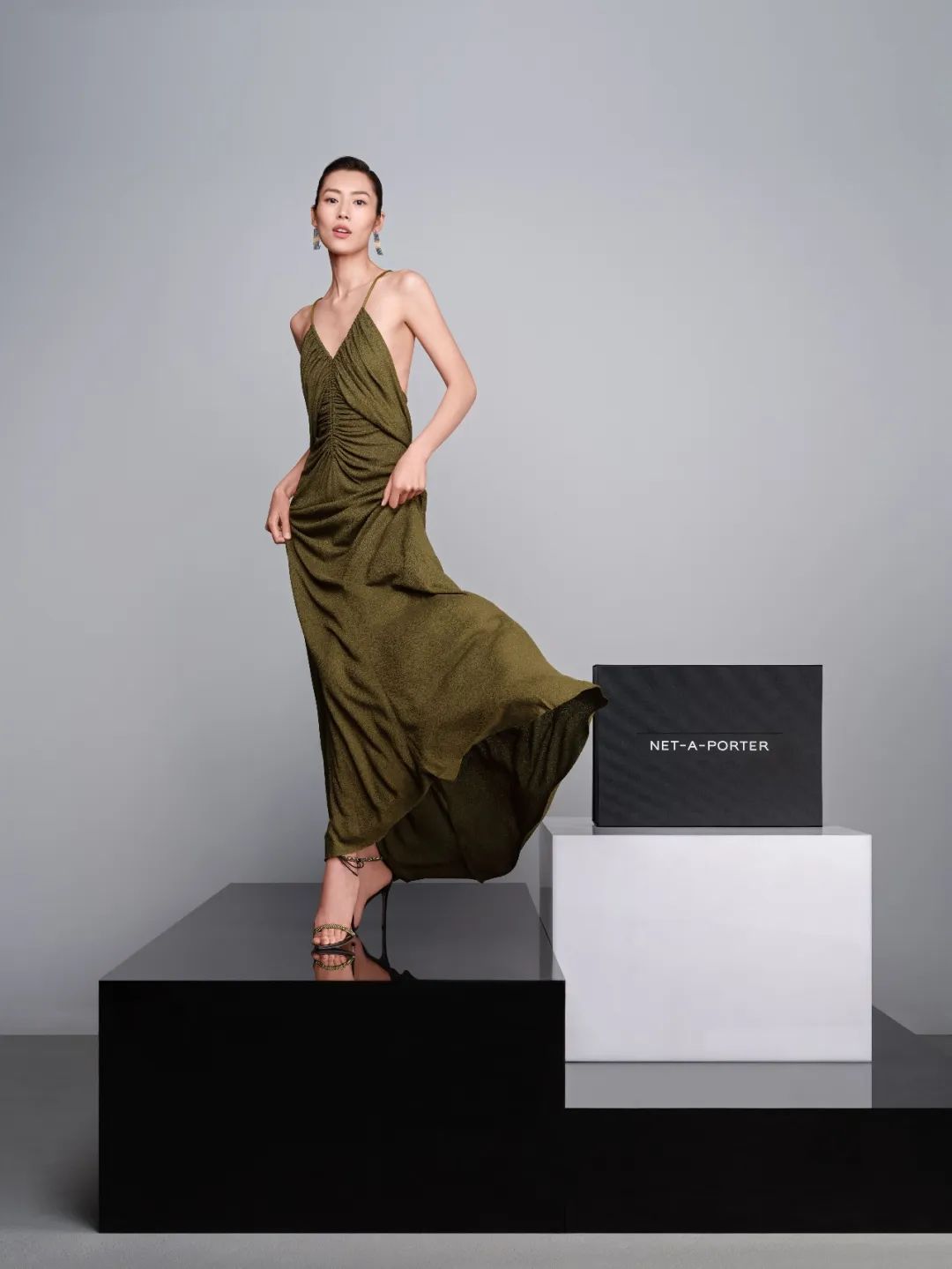 netaporter涓浗,net-a-porter姝︽眽鏈夊悧