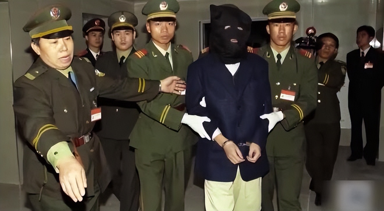 张子强悍匪执行枪决,世纪贼王张子强执行死刑真实画面