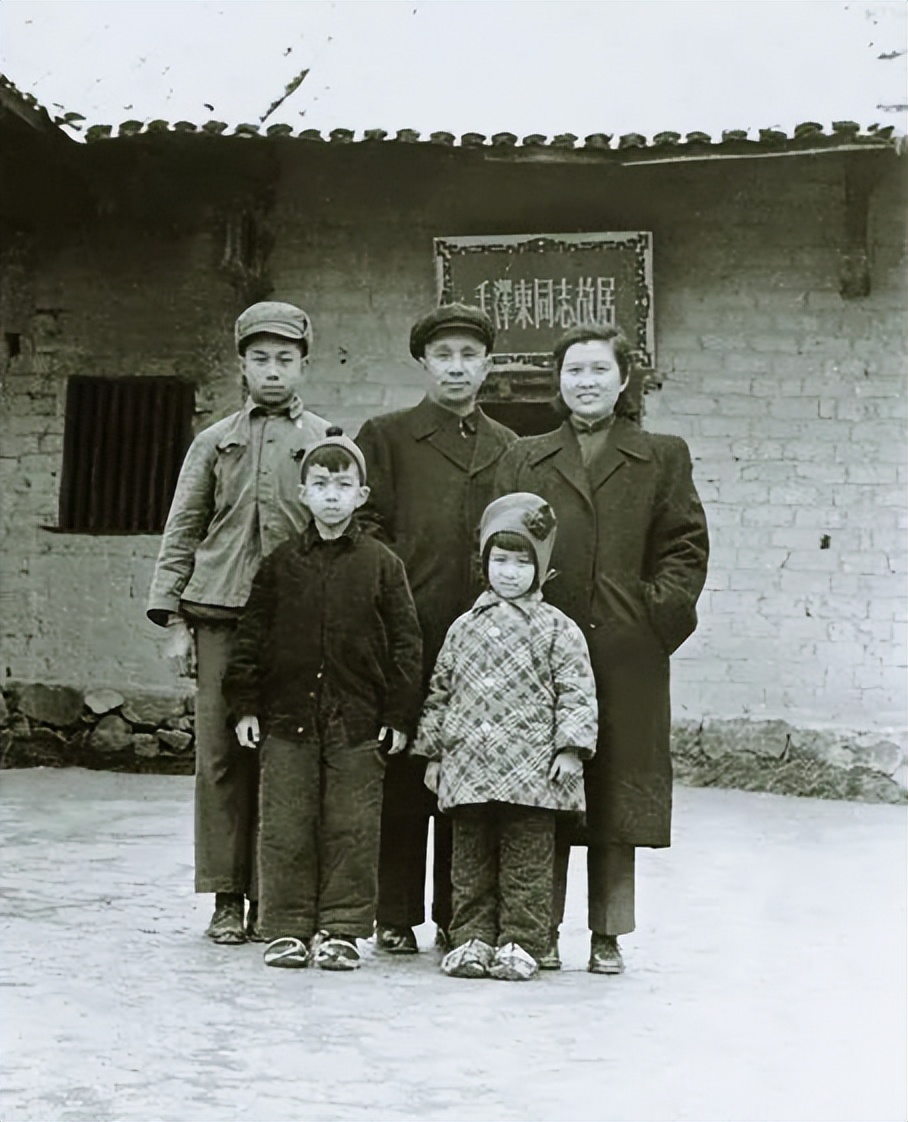 粟裕的一生纪录片,粟裕将军纪实视频