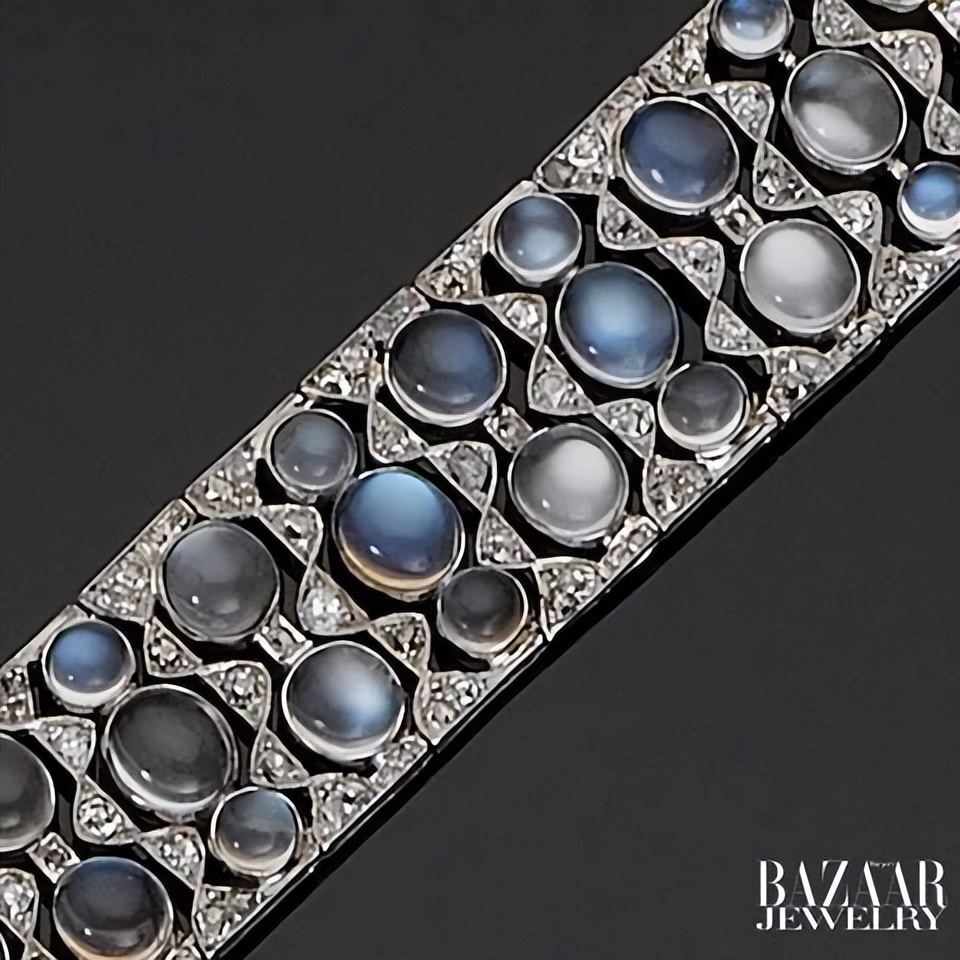 朋友圈被神舟回家刷屏？马上带你一起去看珠宝界的“星辰大海”