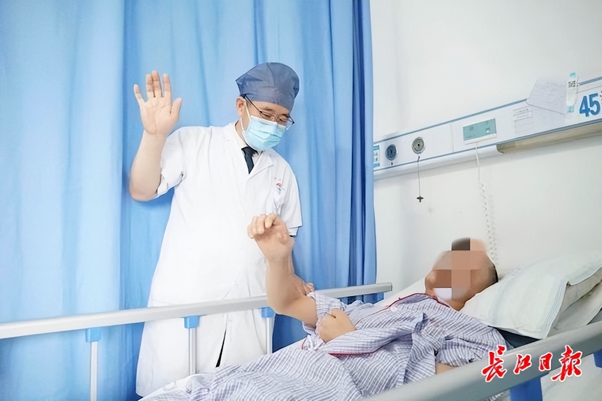 首例人类大脑芯片已植入,给大脑植入芯片