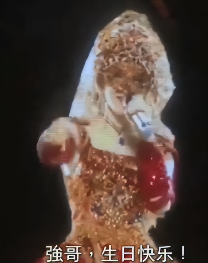 只手遮天向华强：为刘德华撑腰跟周星驰反目，娶走陈岚风生水起