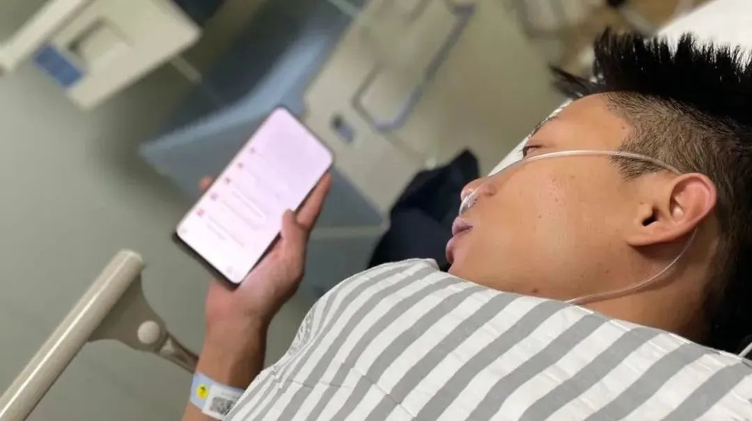 疫情当前警察不退坚守战疫一线,疫情不退警察不退用行动守护群众