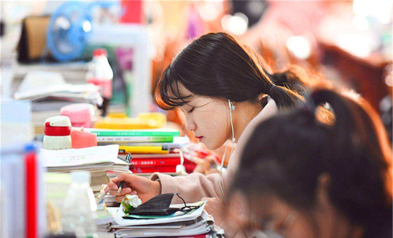 宽松的衣服和鲶鱼须,宽松大鲶鱼