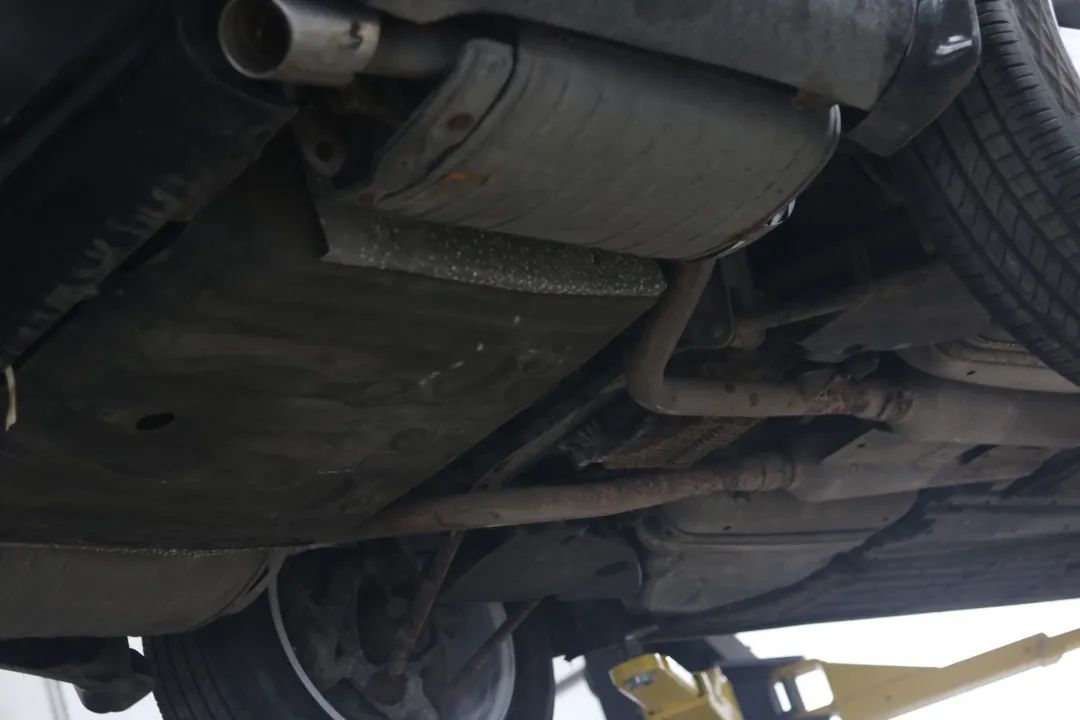 大哥12万买2005年售价100万的凌志LS430，含泪又花10万翻新才能开