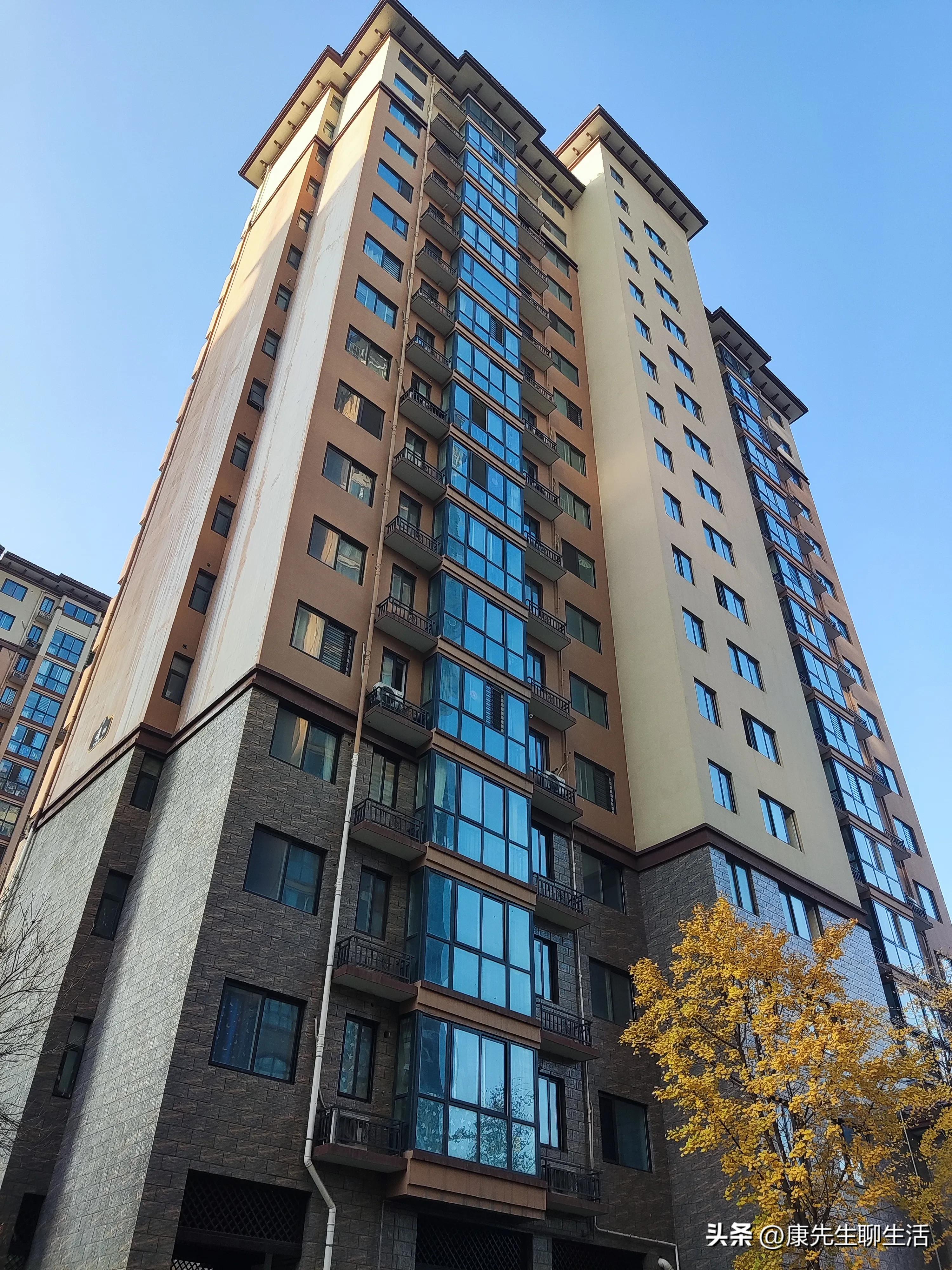 想挣钱就必须犯法吗,想挣钱必须离开父母