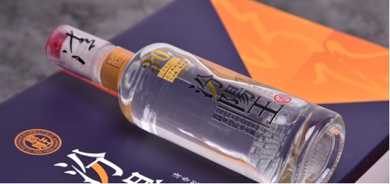 70后广东老板晒藏酒，竟因便宜引“群嘲”，行家：人家才是真识货