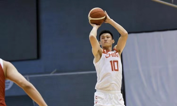 世预赛中国男篮vs巴林最后一球,cctv5现场直播中国男篮对巴林