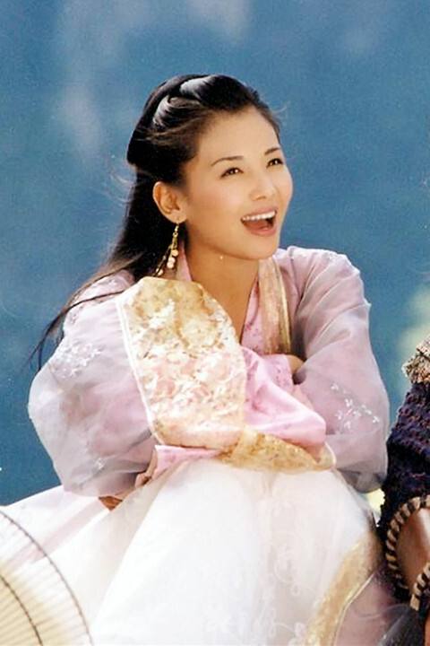 6位女明星长相惊艳，因名字过于“男性化”，演艺生涯被“误解”