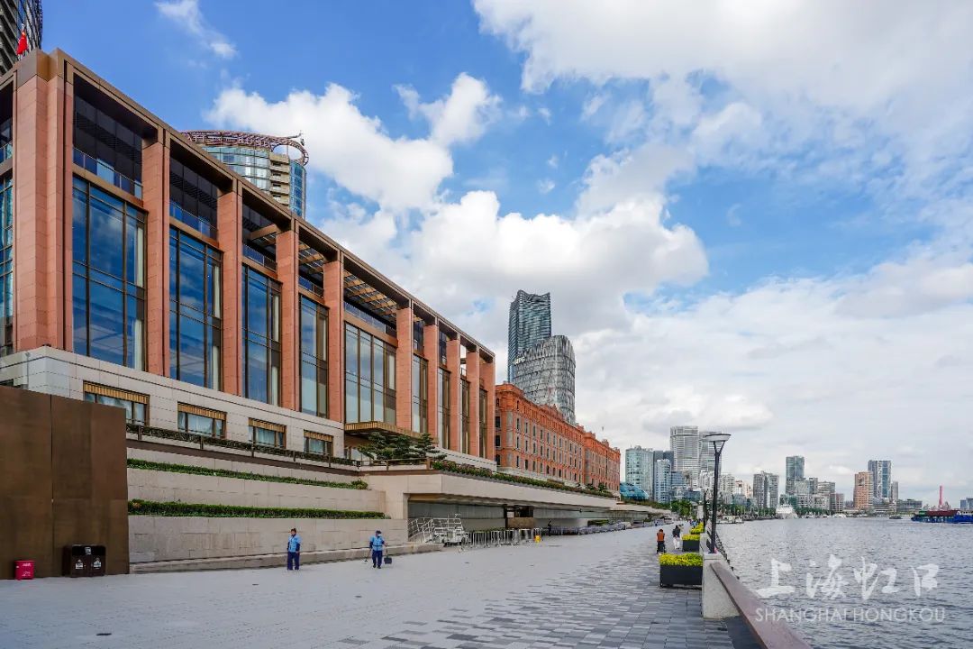 云淡风轻的晴朗天气,云淡风轻好天气