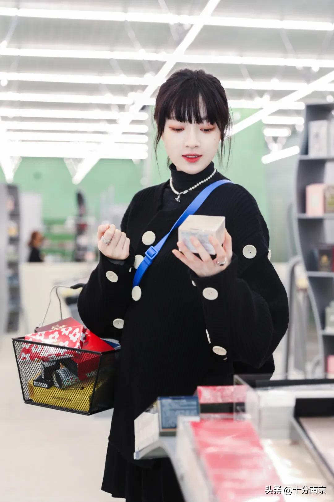 南京有哪些美妆集合店,极光美妆集合店