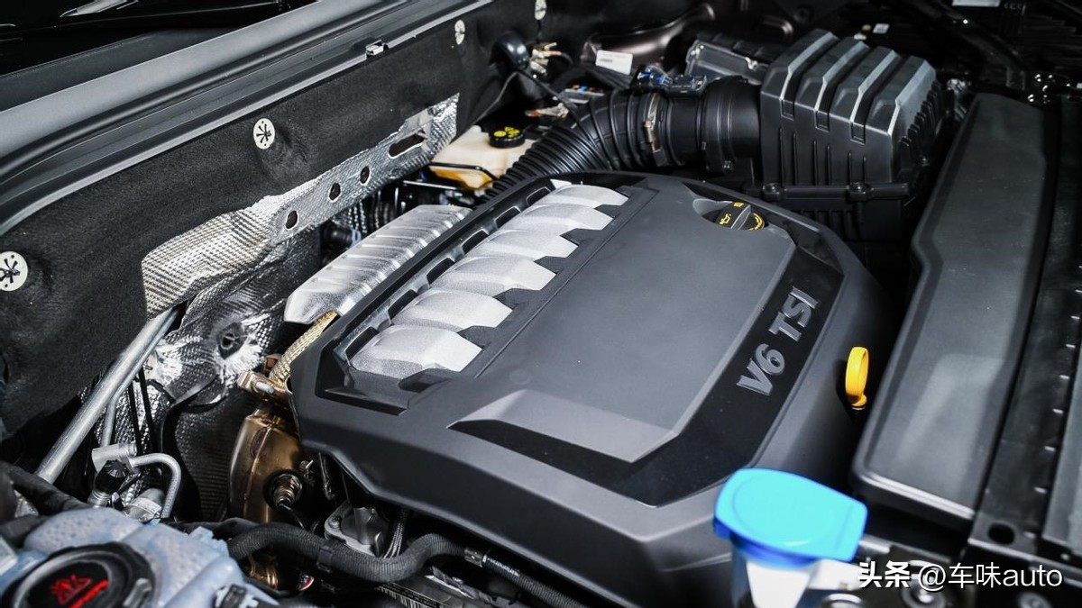 46万奥迪q6值得入手吗,新款奥迪q6尺寸比华晨宝马x5更大