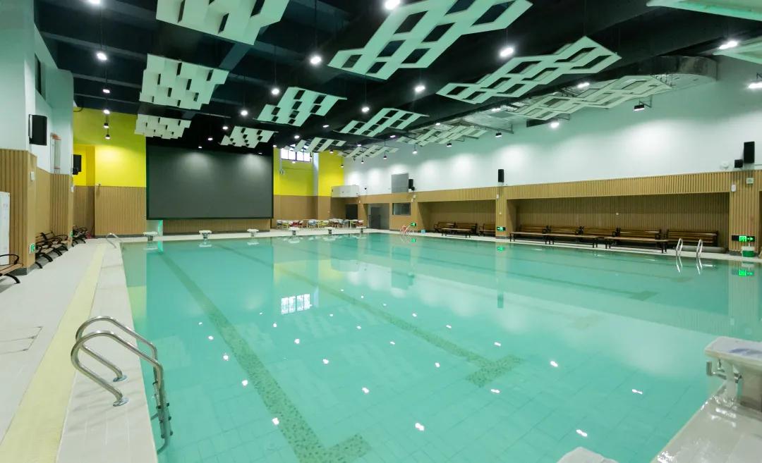 福田区2005年建的图书馆,深圳市福田图书馆