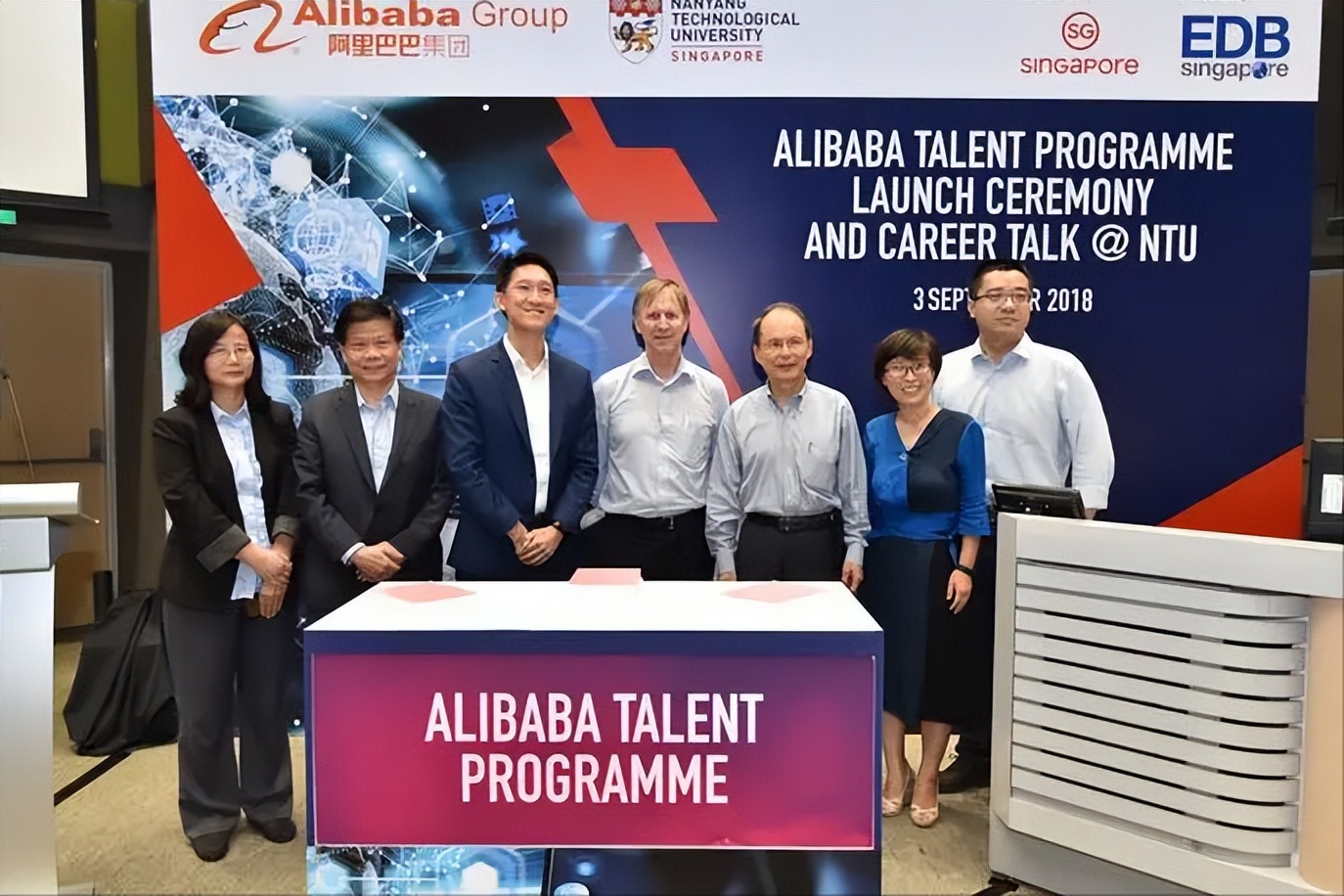 阿里巴巴跌了为什么港股就跌呢,阿里巴巴内部因素