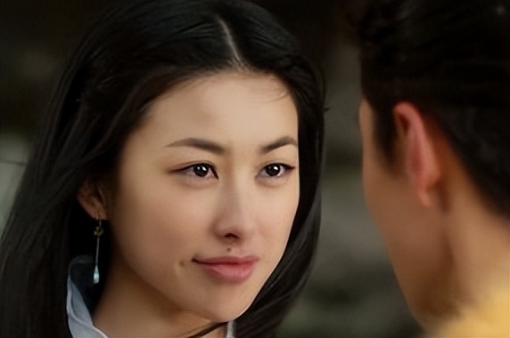 全球百大最帅面孔女生朱珠,全球最美面孔朱珠问鼎