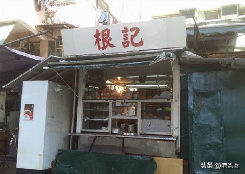 一家店铺宣布关门整条街,一家店突然停业了