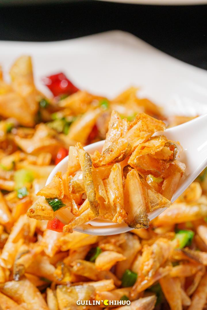 一鱼7吃！11斤以上大活鱼现做！桂林市郊这处田园秘境太会做了！