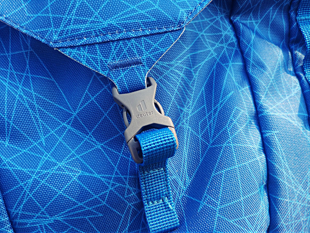 保护脊柱,健康成长:多特(Deuter)Ypsilon优习护脊中学生书包