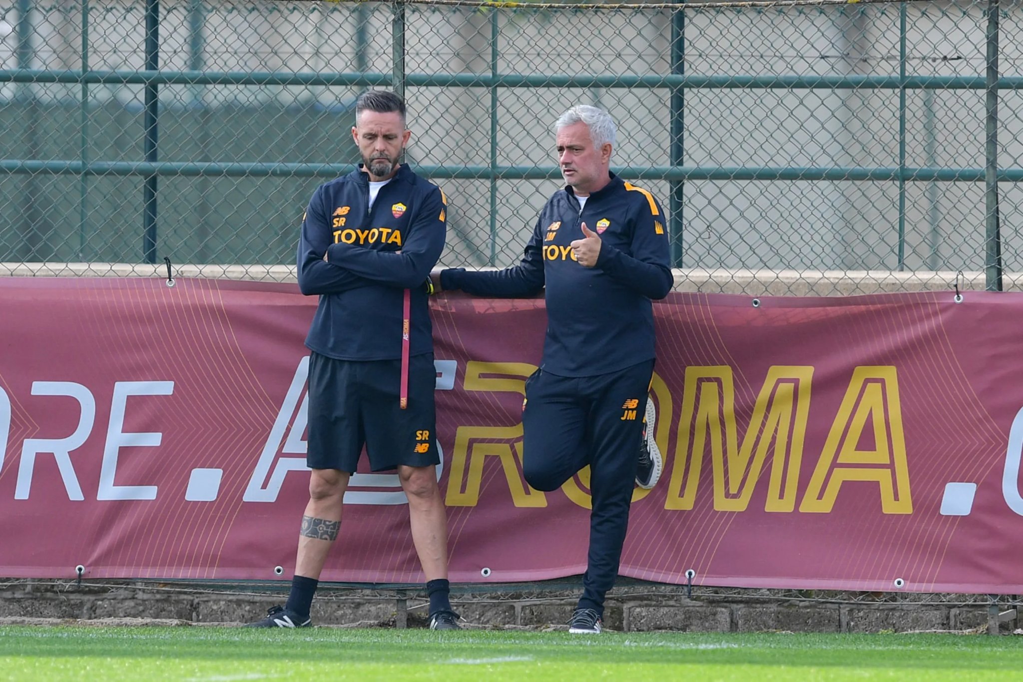 穆里尼奥150万欧,曼联1.83亿英镑引援