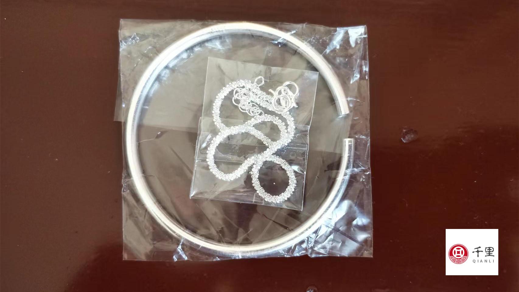 如何能让银饰明亮,一招让你暗淡的银饰重新恢复光泽