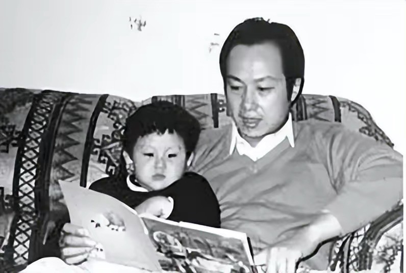 罗京去世后他妻子怎么样了,罗京去世后的照片