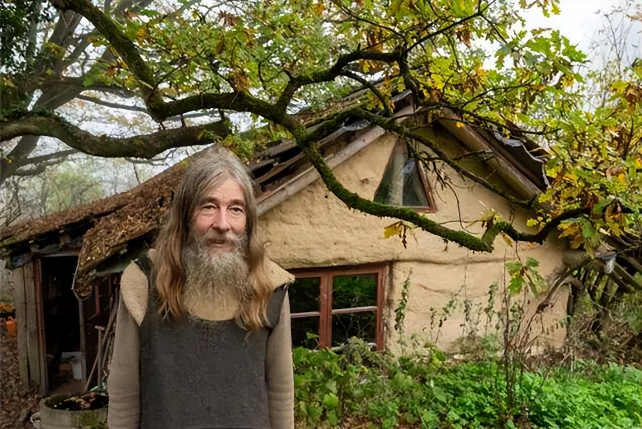 她隐居香港33年，坐拥天然泳池和农场，却用了一辈子二手货！