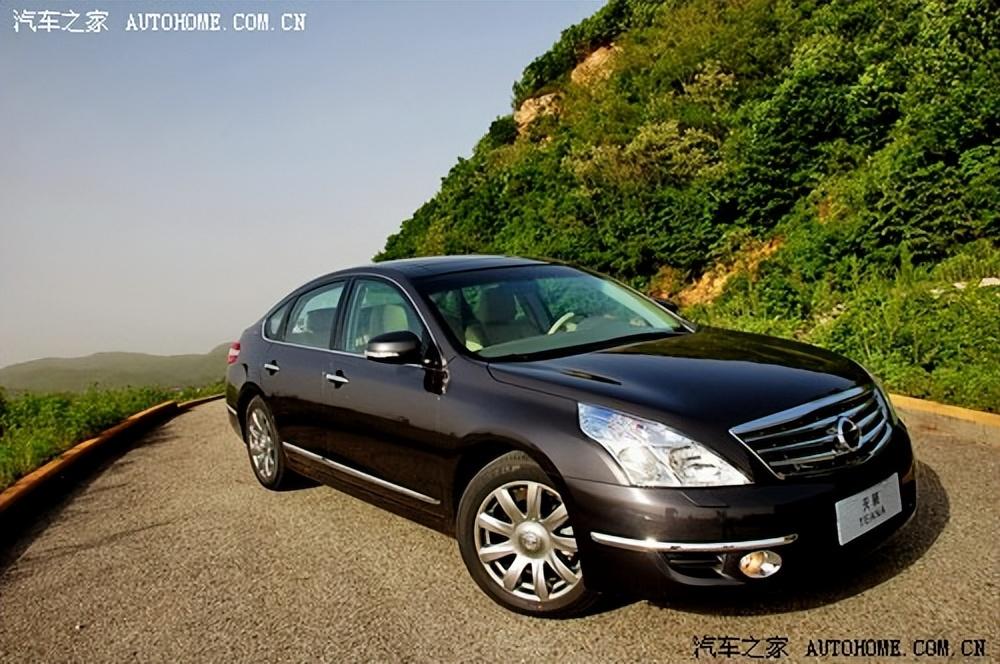 有颗强大心脏评全新日产天籁,日产天籁2021款2.0舒适版测试视频