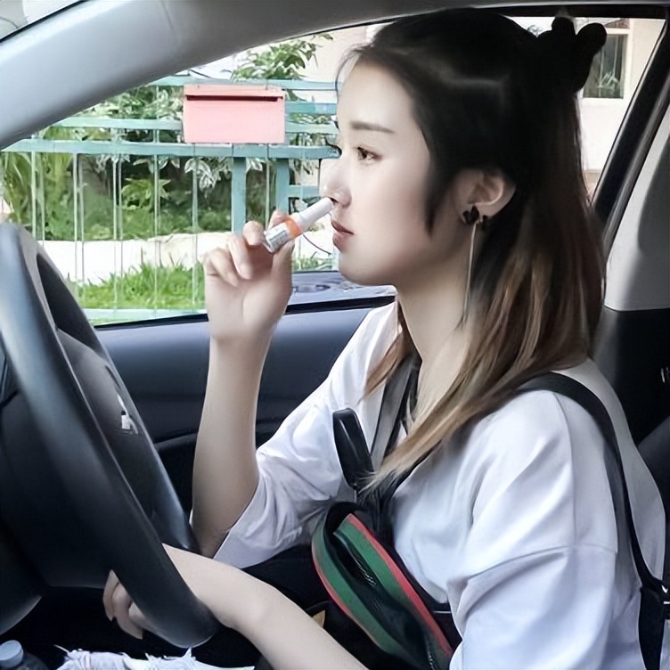 买新车有哪些必备品,适合新手驾驶的安全性高的车