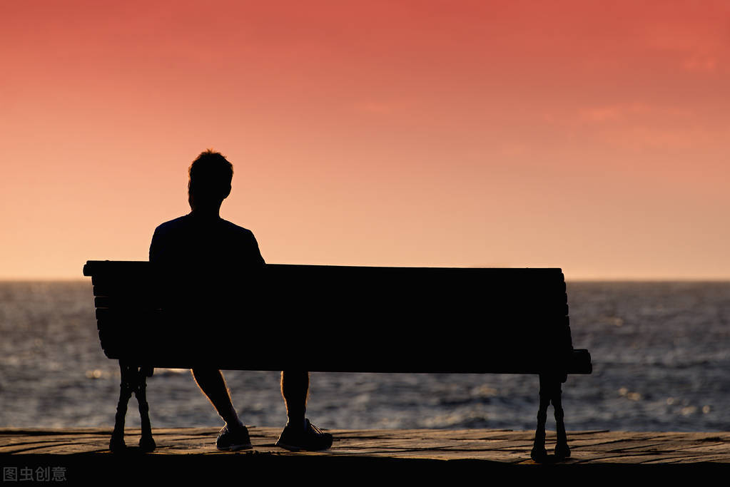 男人爱不爱你看他手机就知道了,一个男人爱不爱你是能感觉得到的