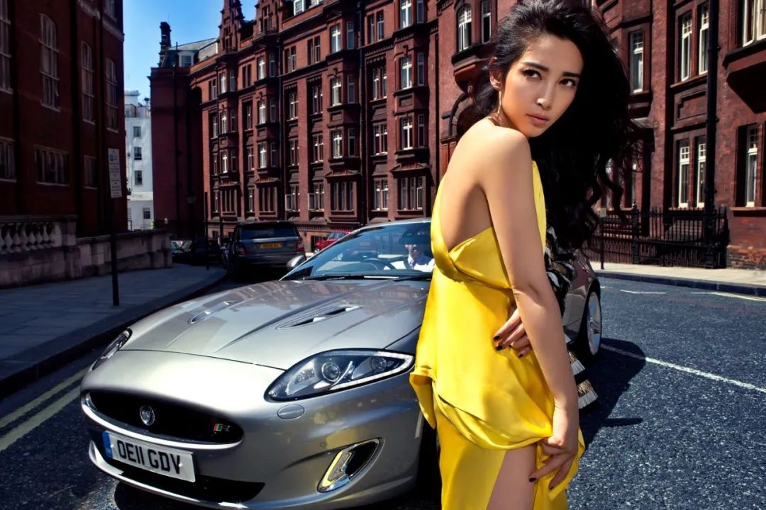 女明星,身材里也藏着网球的秘密