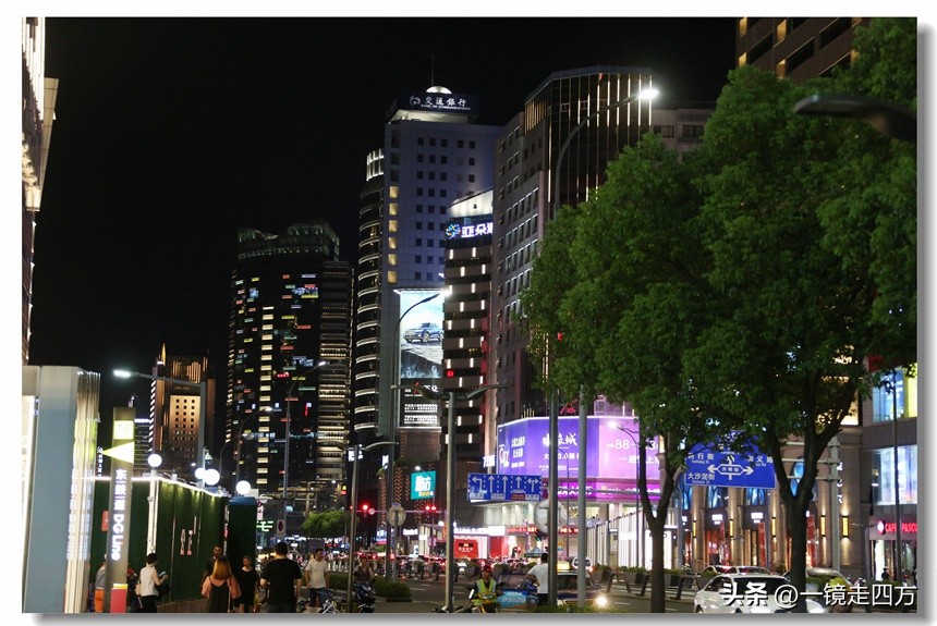 宁波天一购物广场,宁波特色天一广场