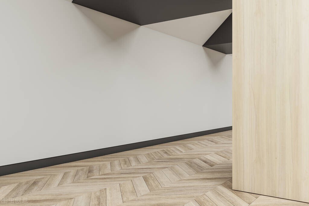 白墙脏了贴什么好,白墙脏啦