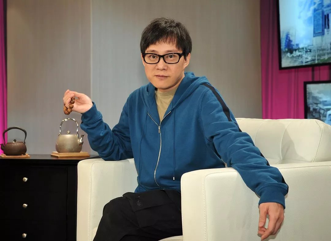 Twins出道22年，抓住过机遇也熬过至暗时刻，如何红到今天？