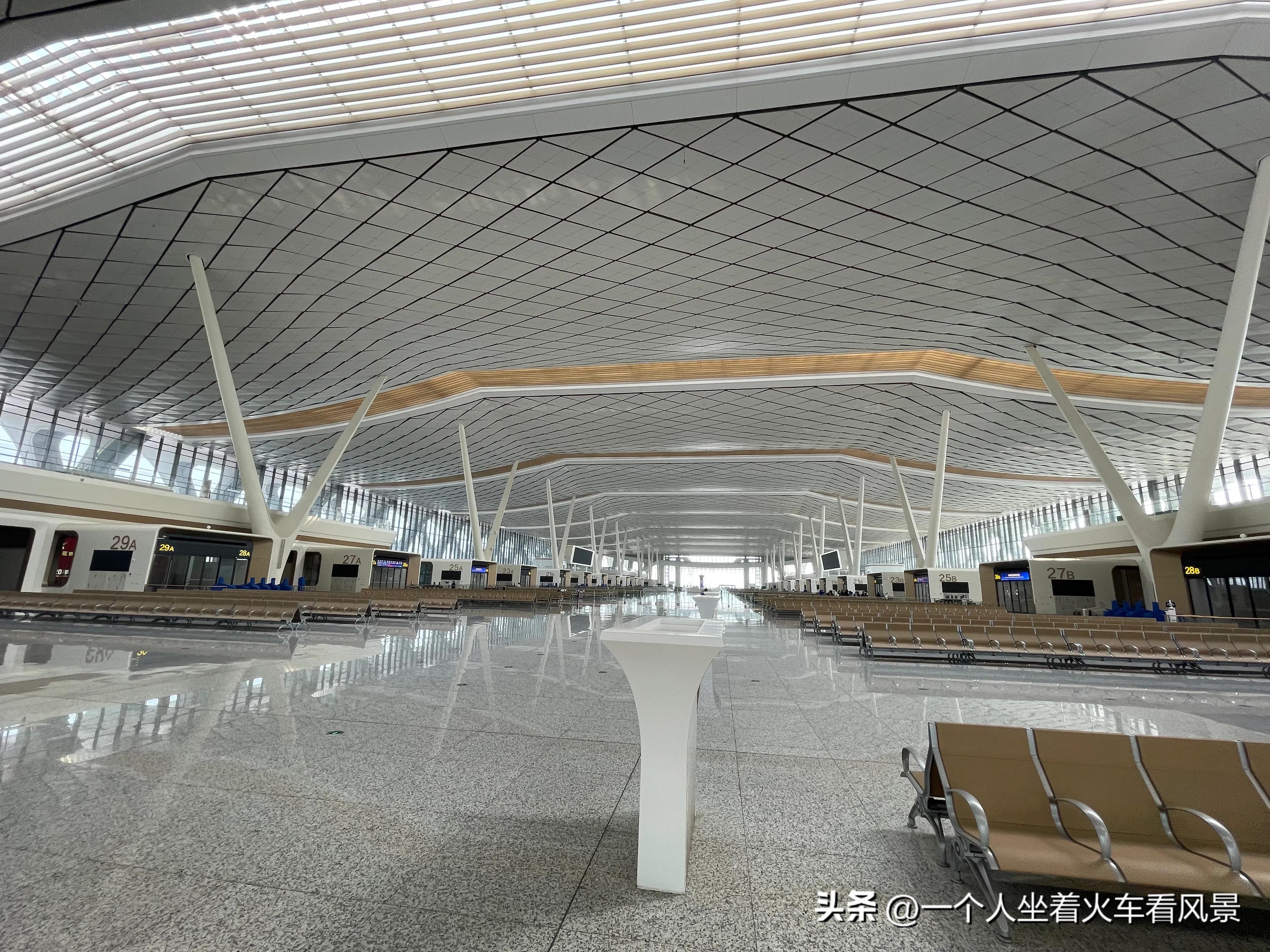 郑州航空港站有哪些线路,郑州航空港站乘车体验