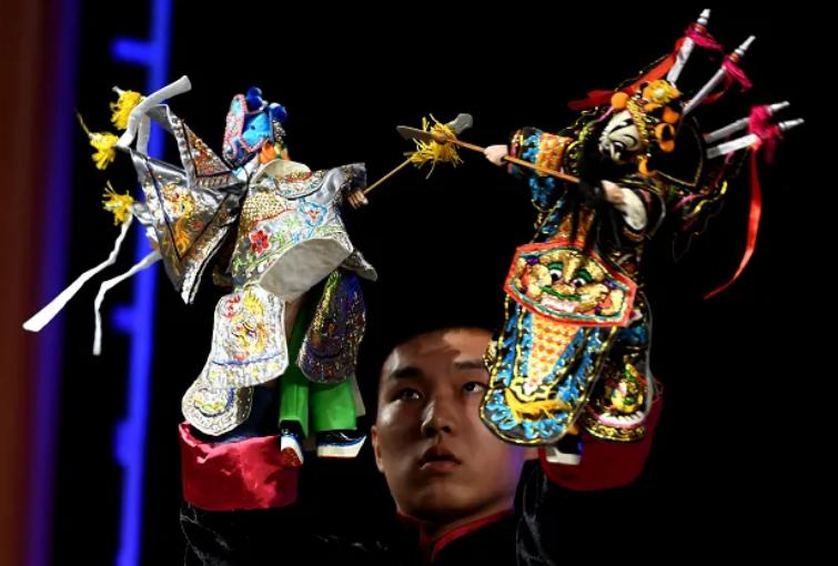 张宣代表作品,张宣画家作品