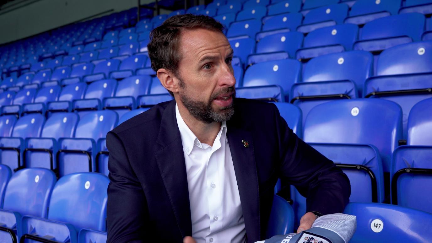 2023―2024赛季英超联赛球衣,虞美人球衣